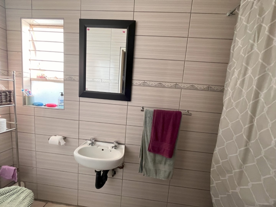 3 Bedroom Property for Sale in Raceway Free State